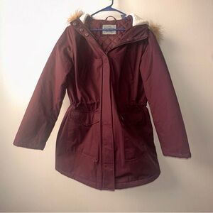 Winter Parka w/ Quilted lining and faux fur hood - Levi’s Plum Color